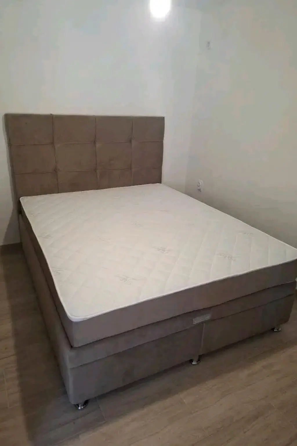 Francuski ležaj Kruševac 1 francuski lezaj krusevac